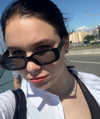 Алена, 18